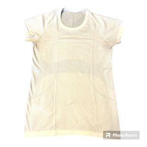 Lululemon Swiftly Tech SS 2.0 White Size 10
